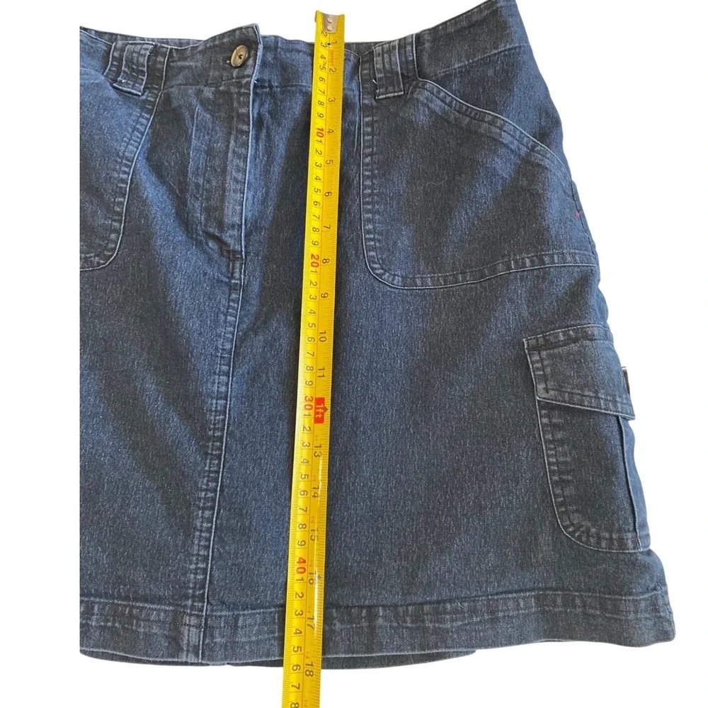 Chaus Womens Denim Jean Skirt Dark Wash Cargo Pocket Stretch Mini Skirt Size 10 - Picture 8 of 10